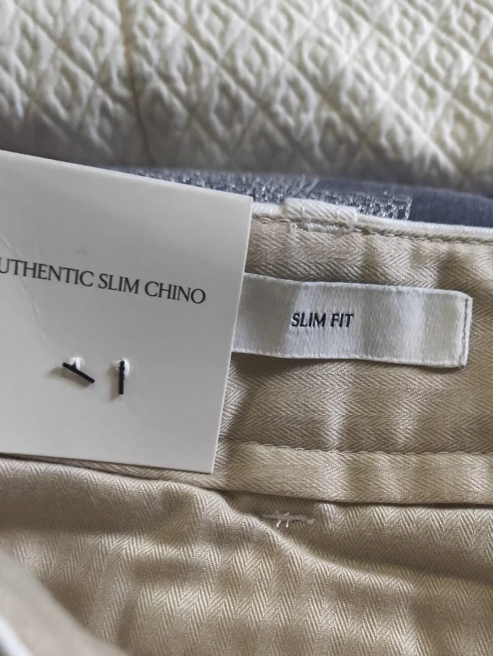 Banana Republic Athletic Slim Stretch Chino 34W x 32L